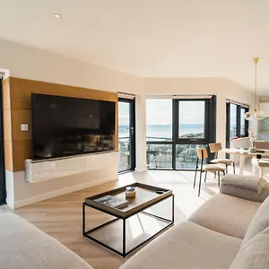https://westcliff-penthouse.bournemouth-hotels.org
