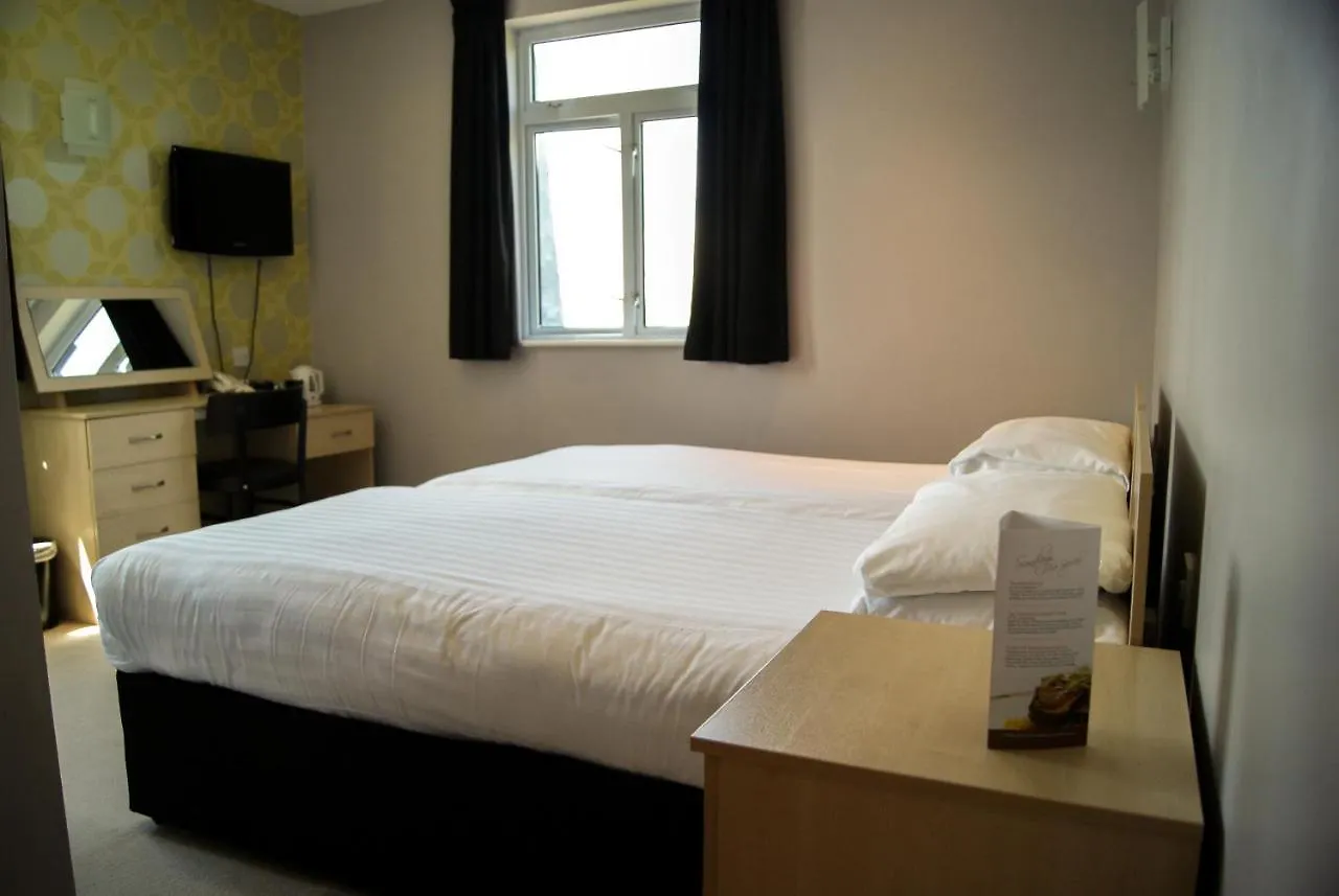 Suncliff Hotel - Oceana Collection Bournemouth 3*,  United Kingdom