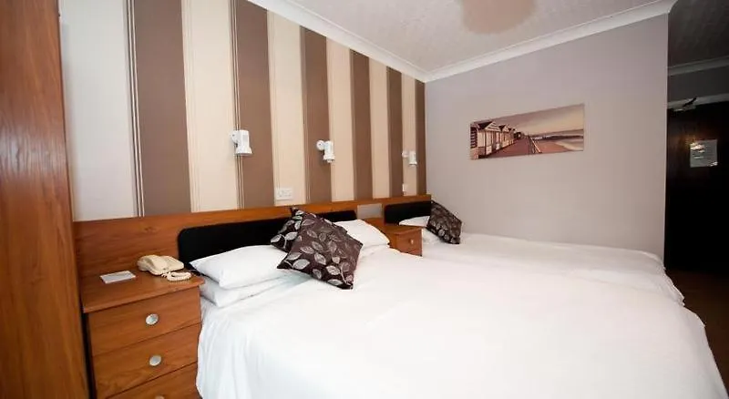 Suncliff Hotel - Oceana Collection Bournemouth 3*,